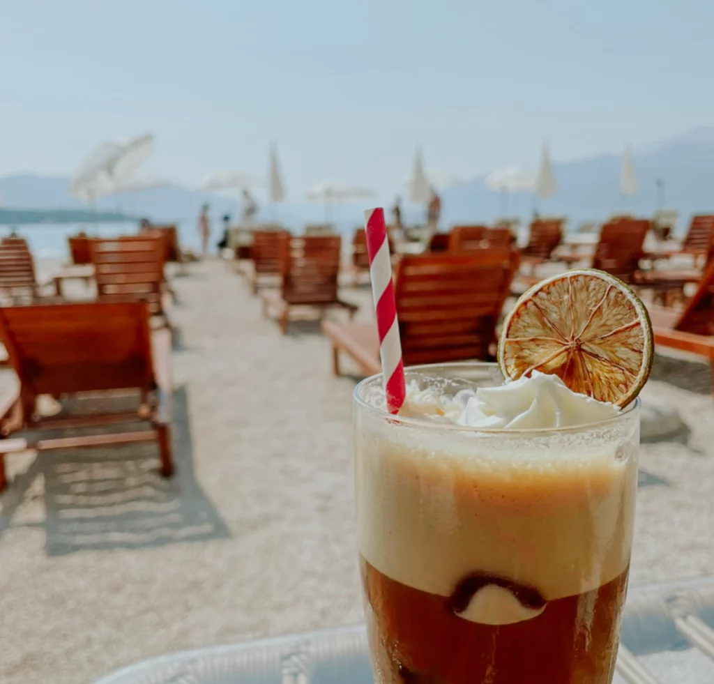 royal-blue-beach-blub-montenegro-03