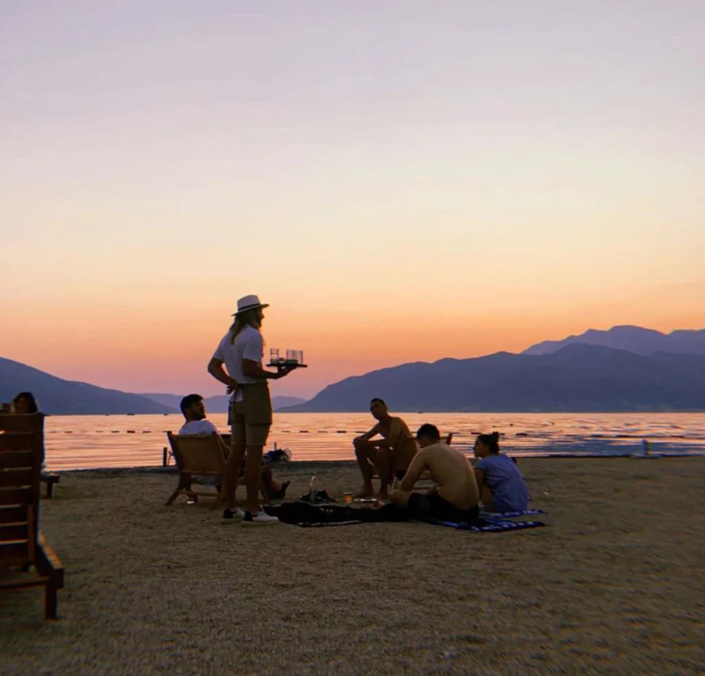 royal-blue-beach-blub-montenegro-09