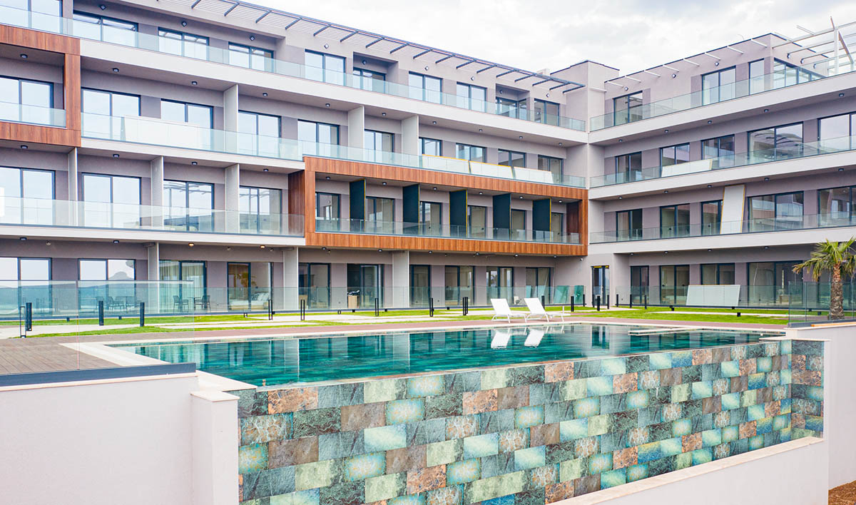 Serviced Apartments api-investmen-royal-blue-residences-resort-in-montenegro-1